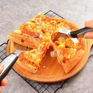 Pizza knife, pizza knife wheel, stainless steel, clean and crispy sliced pizza, and other foods that require pizza knife cutting