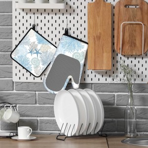 Coastal Oven Mitts and Pot Holders Sets of 4 Nautical Kitchen Decor Starfish Seashell Beach Ocean Themed Kitchen Mitts Potholders Silicone Heat Resistant Oven Gloves Hot Pads for Baking BBQ Grilling