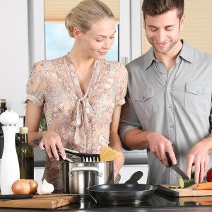 Upgraded Silicone Spaghetti Spoon and Pasta Tong Set – Sturdy Pasta Fork with Teeth, Noodle Spoon Server, and Multi-Purpose Tongs for Cooking and Serving