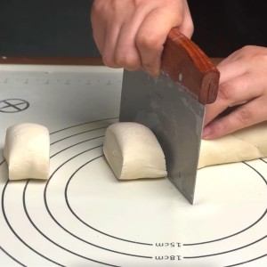 Vovoly Multipurpose Bench Scraper Kitchen Utensil for Flat Top Griddle, Dough Scraper Cutter for Bread and Pizza Cutter - Stainless Steel Metal Griddle Scraper Chopper