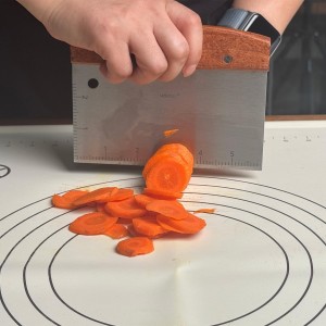 Vovoly Multipurpose Bench Scraper Kitchen Utensil for Flat Top Griddle, Dough Scraper Cutter for Bread and Pizza Cutter - Stainless Steel Metal Griddle Scraper Chopper