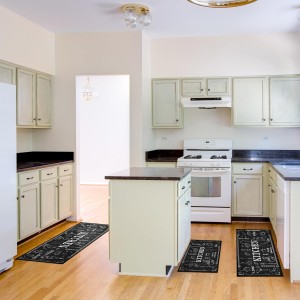 Bencailor 3 Pieces Kitchen Rugs Set Non Slip Washable Kitchen Mats Farmhouse Welcome Door Mat Floor Rugs Absorbent for Home Laundry Living Room and Hallway,3 Sizes(Black)