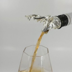 Bottle Stopper Stag for Head Wine Mouth Wine Guide Pourer Bartender Gold