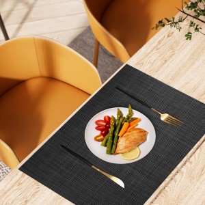 AUAUY Placemats Set of 6 Washable, Non-Slip Heat Resistant Table Mats, PVC Vinyl Woven Table Placemats Wipeable for Kitchen Dinning Restaurant, Farmhouse (Black, 6pcs)