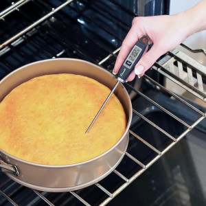 Escali Kitchen Scale and Thermometer Kit, Includes Nutro Digital Food Scale and Gourmet Digital Thermometer