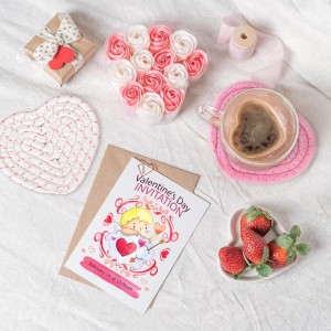 Whaline Valentine's Day Heart Coasters Pink White Love Heart Shape Handmade Braided Cotton Drink Coasters Absorbent Cup Mats for Mother's Day Wedding Birthday Party Decor Housewarming Gifts, 4Pcs