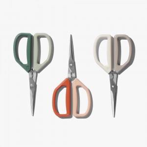 Hedley & Bennett Kitchen Shears Harissa Red | Hardened Steel Blades with Non-Slip Handle | Precision Scissors for Herbs, Meat, and Vegetables