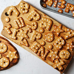 Alphabet Cookie Cutter Tool Set, 26 Pcs 1 Inch Stainless Steel Cookie Cutter Set Fondant Biscuit Fruit Dough Mold Tools for Halloween, Christmas,Birthday Party Decorations (Small-Letter)