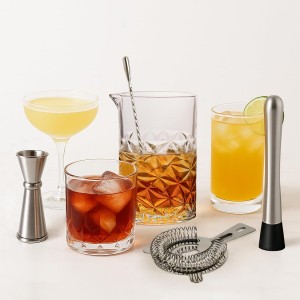 Cocktail Mixing Glass Kit, 24 OZ Crystal Stirring Glass with Stainless Steel Bar Tools – 2 OZ 1 OZ Jigger, Muddler, Strainer, Spoon, Recipe – Bartender Gifts for Men, Elegant Barware for Home & Party