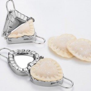 Dumpling Maker Empanada Maker Press: Heart Shaped Stainless Steel Dumpling Pie Mold Machine with Handle for Empanada Ravioli Pierogi Hand Pie 7.36 Inches