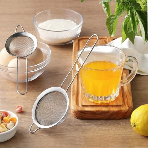 2 Pack Fine Mesh Strainers, Mini Stainless Steel Strainer with Handle for Kitchen, Metal Sieve Sifters for Straining Tea, Matcha, Cocktail, Juice and Coffee (8.6in 7.5in)