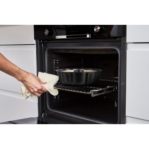 Leonyo 10Inch Nonstick Fluted Cake Pan, Heavy Duty Nonstick 10 Cups Carbon Steel Round Tube Pan for Baking Pound Cake, Oven Safe, Black