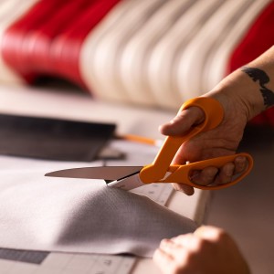 Fiskars 9-Inch Bent Dressmaker Shears, Orange, Stainless Steel Blades for Fabric Cutting, Ergonomic Handle for Comfort and Precision