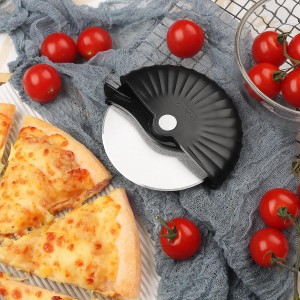Pizza Cutter Wheel with Protective Blade Cover, Detachable and Dishwasher Safe, Black