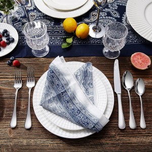 KEAWELL Premium Verona 4-Piece 7.6 inch Spoon Set – 18/10 Stainless Steel, Heavy-Duty Mirror-Finished Flatware for Daily Meals, Hosting and Special Occasions (4, Dinner Spoons)