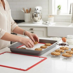 Silicone Fiber Baking Mat with Button, Nonstick Reusable Heat Resistant Baking Sheet for Baking, Roasting.Fit for Quarter Sheet Pans