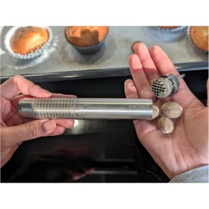 Nutmeg Grater with Silicone Brush & Storage - 18/10 Stainless Steel, Compact Spice & Nut Grinder Tool for Fresh Nutmeg Powder