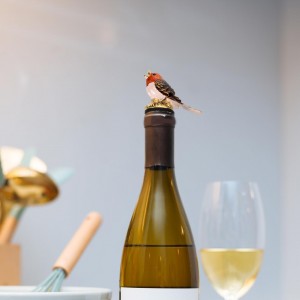 Bird Wine Pourer Aerator Stopper: Alloy Bottle Spout Pourer Decorative Gold Bartending Supplies Bar Accessory for Wine and Liquor Bottles