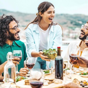 Slow Wine Pourer Spout for Corked Bottles Valentine's Day Pour and Seal Plastic Wine Pourers with Lid for Storing Precise Pouring Valentine's Day Restaurant Supplies(Red,48 Pcs)