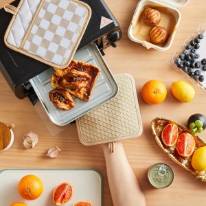 Beige Checkered Pot Holder, Checkerboard Potholders for Kitchen, Silicone Pot Holders with Pocket for Kitchen Clearance 2 Pack Set, Hot Pads and Oven Mitts for Cooking Baking