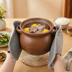 4-Pack Silicone Pot Holders for Kitchen Heat, Non-Slip Hot Pads with Hanging Loops, Quilted Liner Oven Mitts Alternative, Waterproof Trivets for Countertops Hot Pots and Pans (Black)