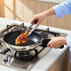 2 Pcs Cotton Pot Holders, 17cm/6.7-Inch Square Potholders for Kitchen, Non Slip Kitchen Pot Holders Cotton Lining Hot Pads for Baking Cooking Oven (Black)