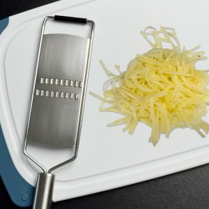 Julienne Vegetable Grater, Handheld Carrot Shredder, Ultra-Sharp Stainless Steel Julienne slicer, Mess-Free Grating - Dishwasher Safe