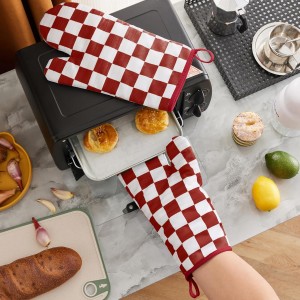 Red Checkered Oven Mitts Heat Resistant, Vintage Retro Checkerboard Cute Oven Mitts, Non-Slip Silicone Kitchen Oven Gloves, 2-Pack Set, 7''x13''