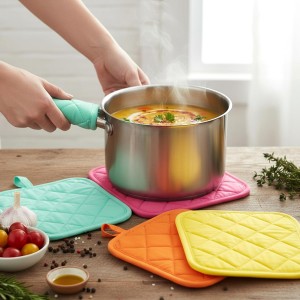 24 Pcs Cotton Pot Holders for Kitchen, Multicolor Square Hot Pads, Thicken Heat Resistant Potholders, Cloth Potholders for Hot, Trivet for Cooking and Baking with Hanging Loops, 6.9 x 6.7 Inch