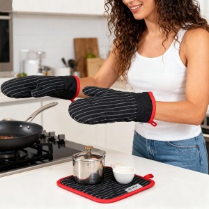 Oven Mitts and Pot Holders Sets,Oven Mitts and Potholders with Cotton High Heat Resistant Extra Thick Long Oven Mitts for Cooking 4 Pcs,Black Red