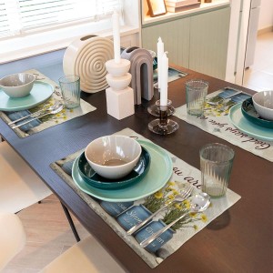 Christian Placemats Set of 4, 12x18 Inch Kitchen Inspirational Table Mats, Bless Bible Verses Flowers Table Decor, Religious Place Mats for Kitchen Decor