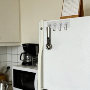 Ice Cream Scoop,Portable Stainless Steel Ice Cream Scoop with Trigger and Comfortable Handle,Dishwasher Safe,DIY Ice Cream,Gelato,Sorbet,Cake Batter (1p-silver)