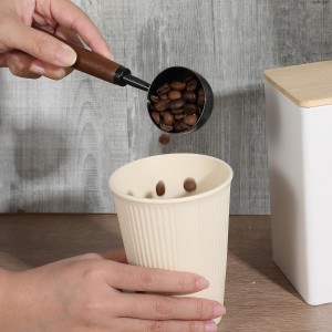 Vintage Coffee Measuring Spoon - 10g Capacity Stainless Steel Coffee Scoop with Walnut Handle - Retro Kitchen Tablespoon Utensil for Scooping, Measuring and Serving Coffees, Tea, and More