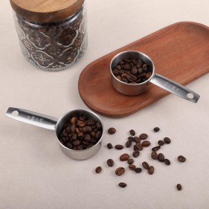 2 Pcs 1/4 Cup Scoop, 1/4 Cup Measuring Scoop, 60 ml Stainless Steel Half Cups Dog Food Measuring Scoops for Feeding Pet, Cat, Dogs, Rabbit, Bird, Wet and Dry Ingredients, Dishwasher Safe