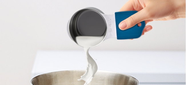 16-Piece Magnetic Measuring Cups and Spoons Set, Stainless Steel with Non-Slip Silicone Handles and Leveler, Essential Kitchen Baking Tools