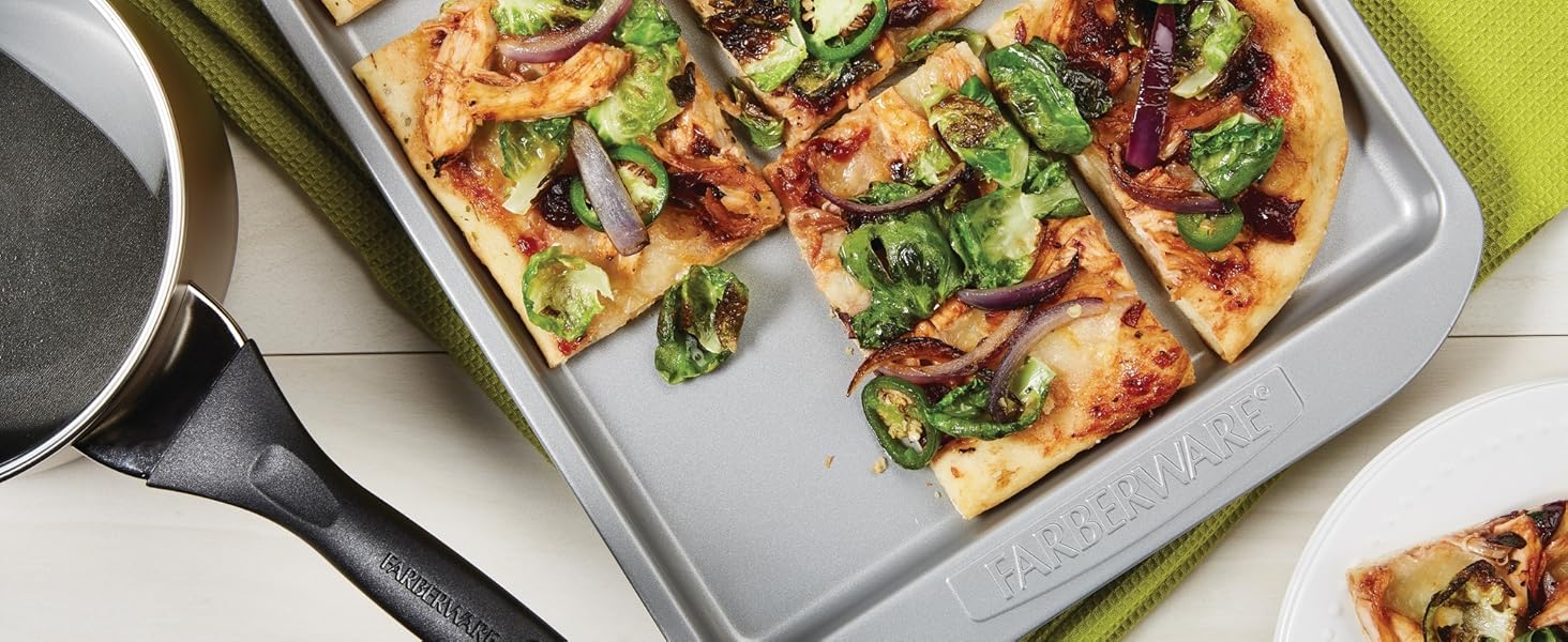 Farberware Nonstick Bakeware Round Pizza/Crisper Pan, 13 Inch, Gray