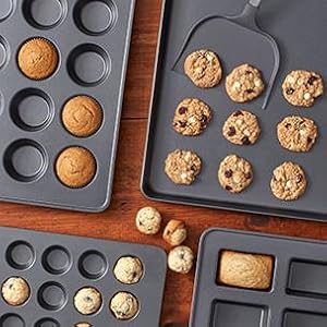 Wilton Excelle Elite 3-Tier Cooling Rack for Cookies, Cake and More - Cool Batches of Cookies, Cake Layers or Finger Foods, Black