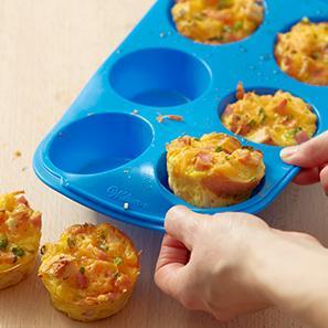 Wilton Excelle Elite 3-Tier Cooling Rack for Cookies, Cake and More - Cool Batches of Cookies, Cake Layers or Finger Foods, Black