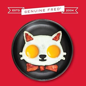 Genuine Fred PIZZA BOSS 3000, Circular Saw Stainless Steel Pizza Wheel, Great Gift for Guys and Pizza Lovers, Easy to Clean with Removable Shield - White Elephant Gift - Fun Kitchen Gadget