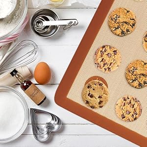 Mrs. Anderson's Baking Professional Cooling Rack, Heavy Duty Steel, Fits Half Sheet Pans, 16.5 x 11.875 x 0.625-Inches