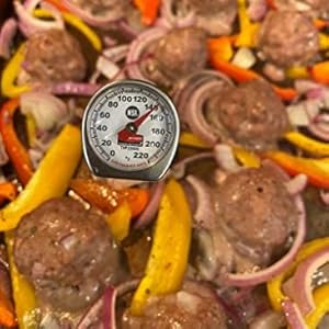 Rubbermaid Commercial Products Food/Meat Instant Read Thermometer, Pocket Size, Dishwasher Safe, Red, For Meat/Food Cooking and Grilling/Oven