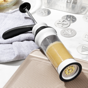 OXO Good Grips 14-Piece Cookie Press Set, Cookie Press with 12 Stainless Steel Disks and Storage Case, Holiday Baking and Everyday Treats, Essential Baking Supplies