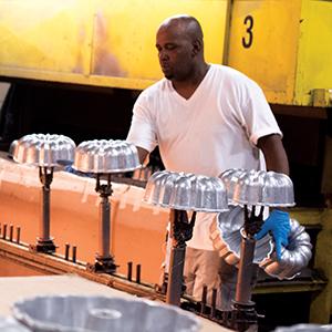 Nordic Ware Blossom Bundt Pan ,Toffee