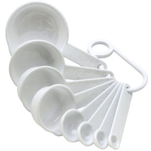 Chef Craft Select Plastic 8 Piece Measuring Set, 1/4 tsp, 1/2 tsp, 1 tsp, 1 tbsp, 1/4 cup, 1/3 cup, 1/2 cup and 1 cup size, White