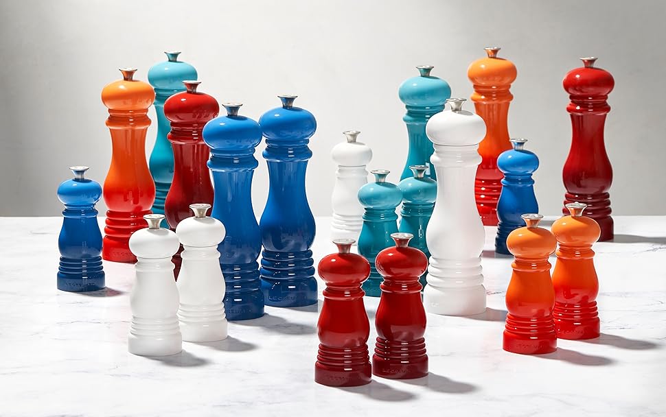Le Creuset Salt and Pepper Mill Set, 8