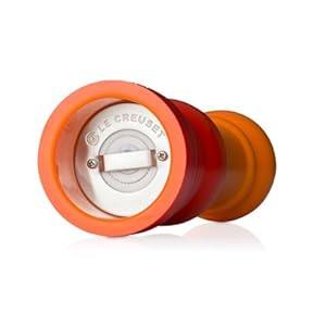 Le Creuset Salt and Pepper Mill Set, 8