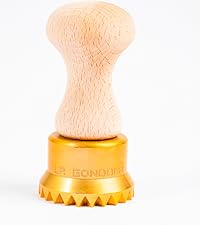 La Gondola Homemade Ravioli Stamp - Round Smooth 1.5in | Italian Pasta Making Tool for Home and Business | Brass & Natural Wood | Sturdy & Easy to Use Ravioli Stamp | Ravioli Cutter Made in Italy