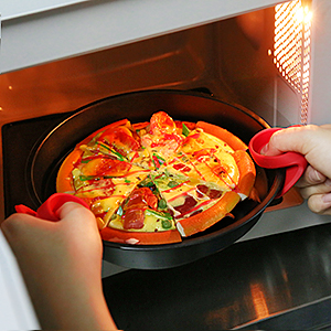 Silicone Pot Holders, YYP Silicone Heat Resistant Pot Holders, Oven Mini Mitts, Cooking Pinch Grips for Kitchen(No More Burning Your Fingers!)- Set of 3, Red