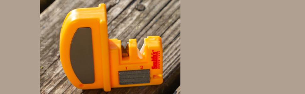 Smith's 50729 Deluxe Fillet Knife & Hook Sharpener - Portable Outdoor Tool - Multiple Sharpening Grooves - Line Cutter - Pocket Knives & Straight Blades - Lightweight & Durable - Fishing Hook