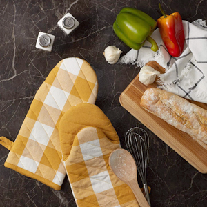 DII Buffalo Check Kitchen Collection, Classic Farmhouse Kitchen Set, Potholder, Black & White, 2 Piece